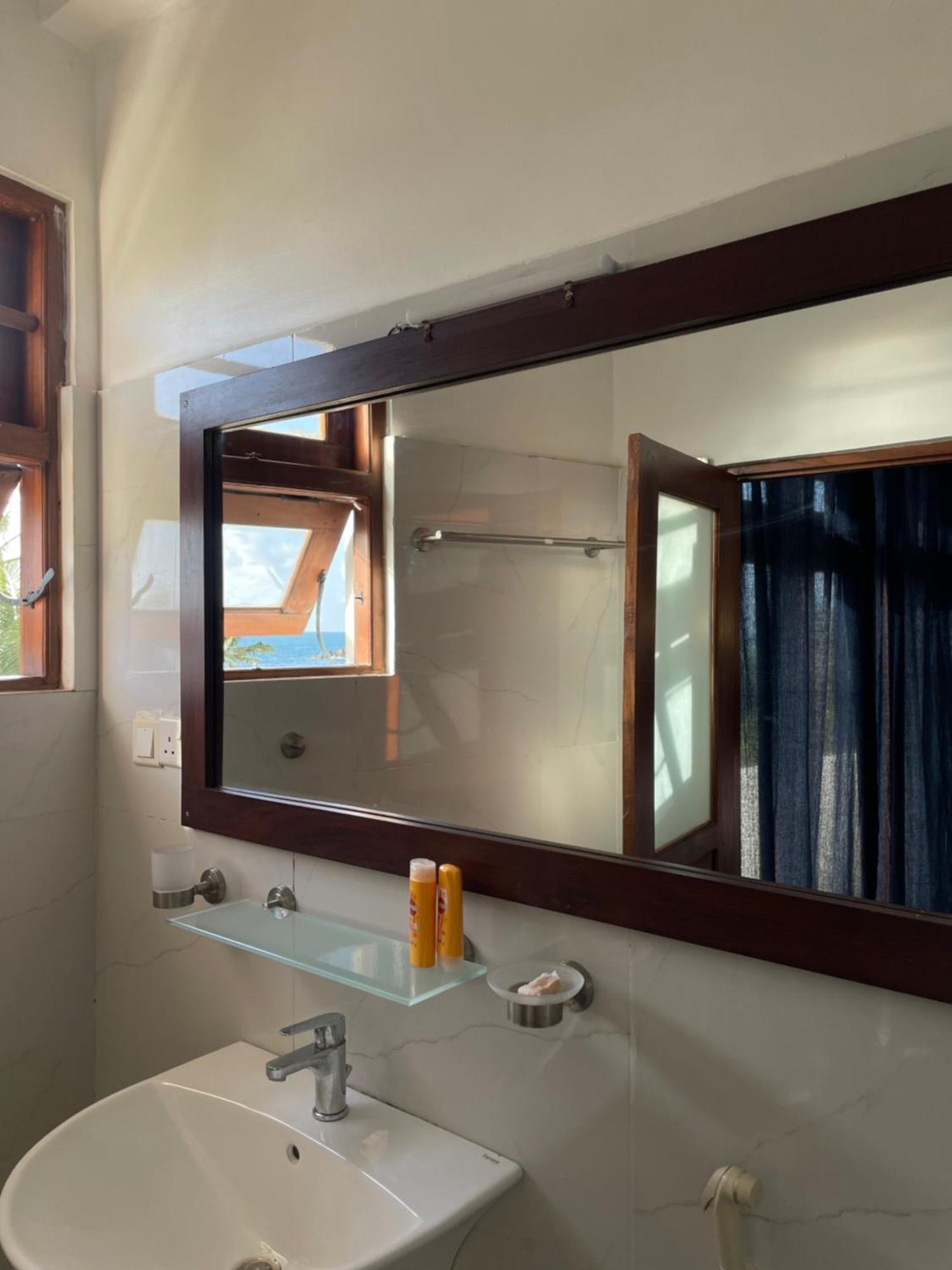 אהנגאמה Ruma Surf Hotel חדר תמונה