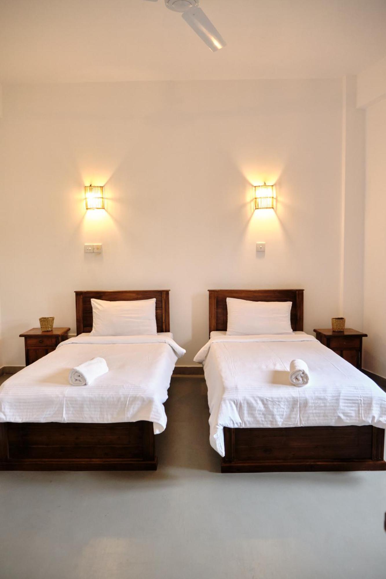 אהנגאמה Ruma Surf Hotel מראה חיצוני תמונה
