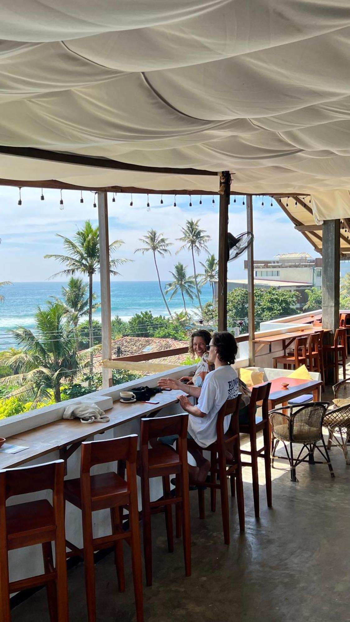 אהנגאמה Ruma Surf Hotel מראה חיצוני תמונה